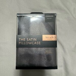 Kitsch Satin Pillowcase - Black